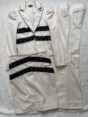 Super cute bebe White Blazer Skirt and Pants Suit with Black Lace Trim